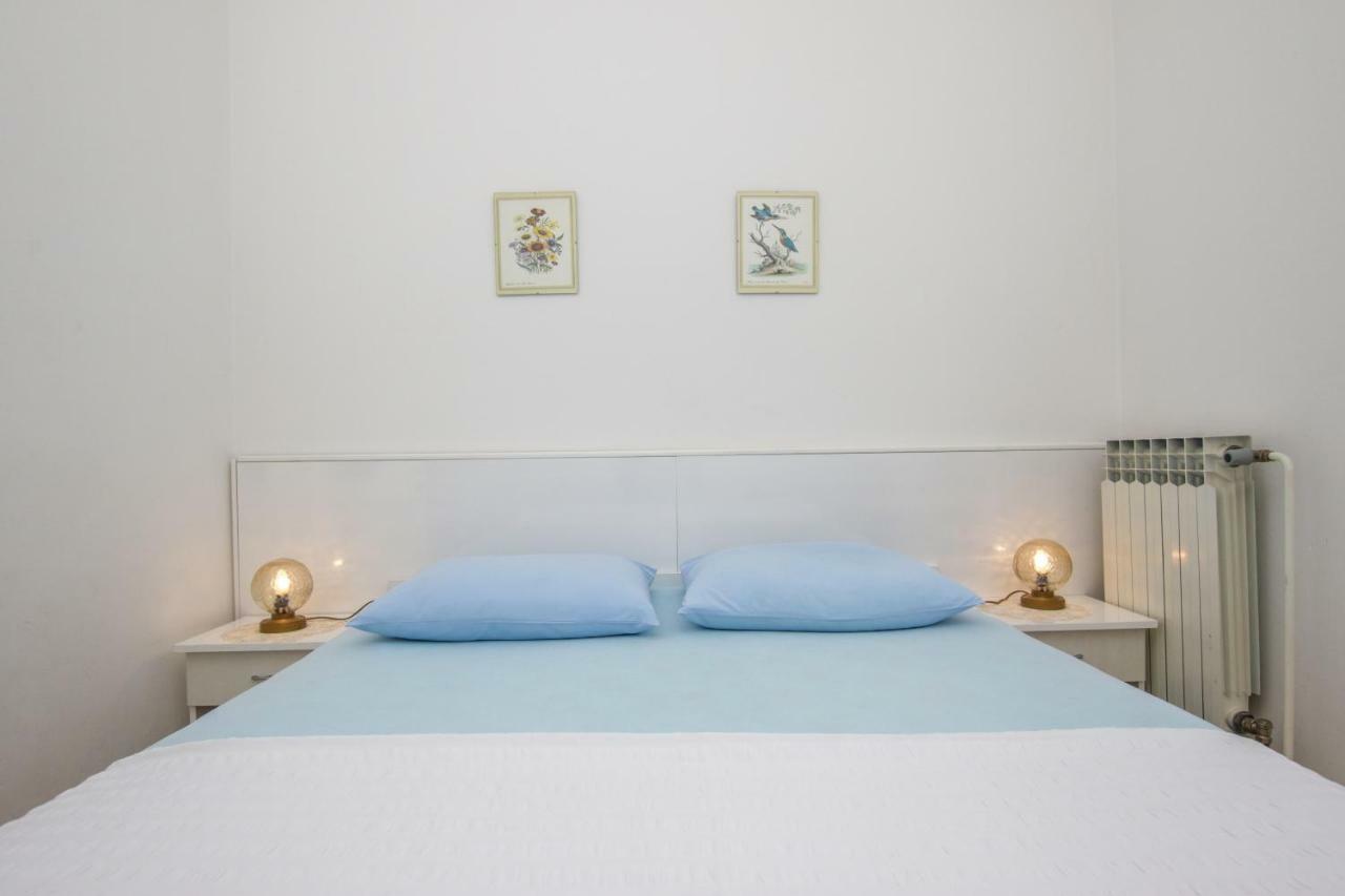 Apartmani Janja ポレッチ エクステリア 写真