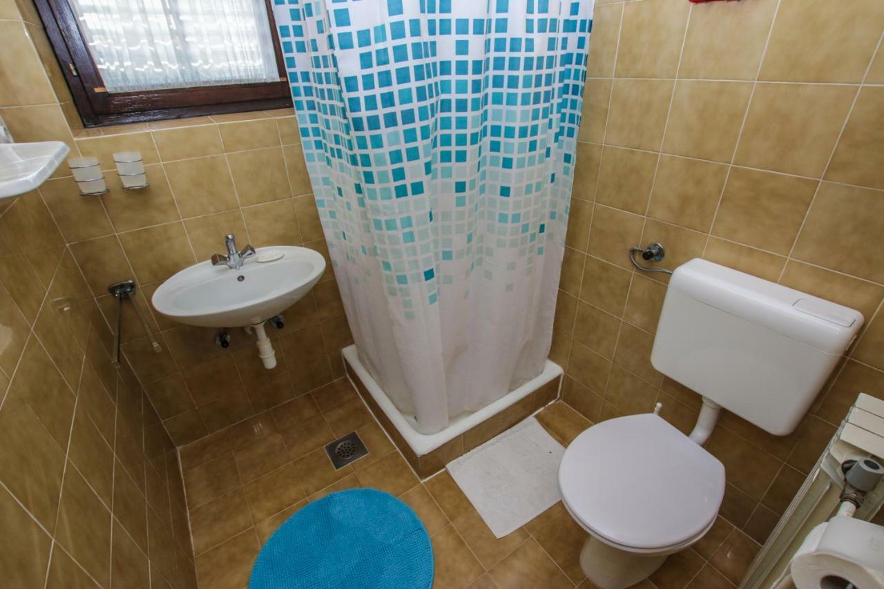 Apartmani Janja ポレッチ エクステリア 写真